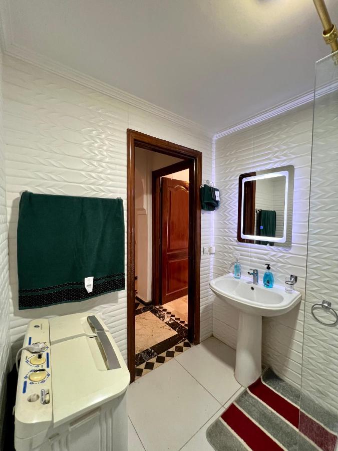 Self Check-In 100Mq Apartment In Marrakech Center 마라케시 외부 사진